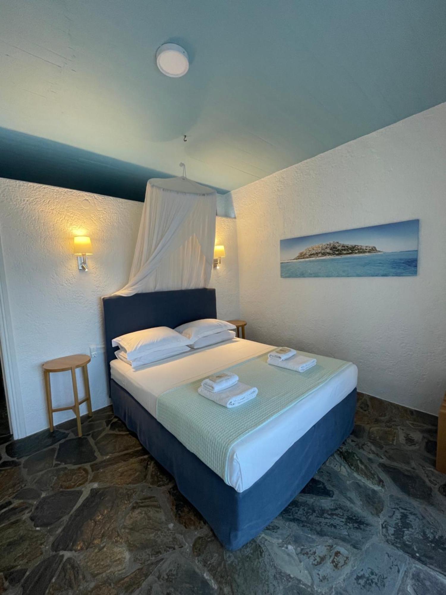 Villa Georgia Apartments & Suites Kalamaki  Room photo