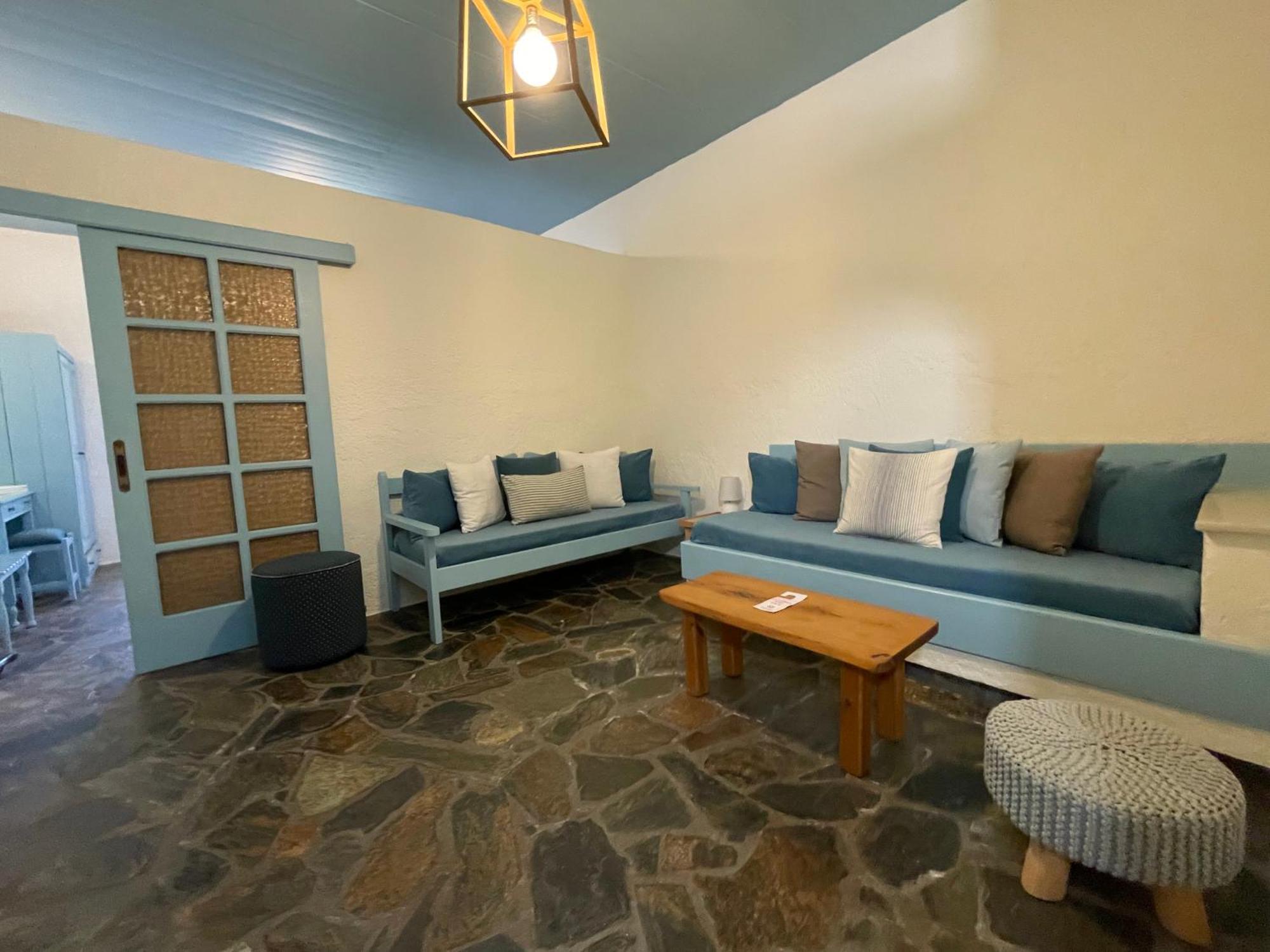 Villa Georgia Apartments & Suites Kalamaki  Room photo